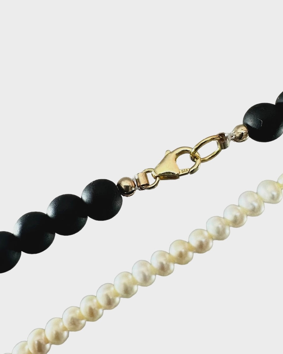 Mystic Moods Pearl Necklace