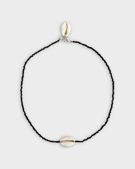 Mystic Moods Black Shell Choker