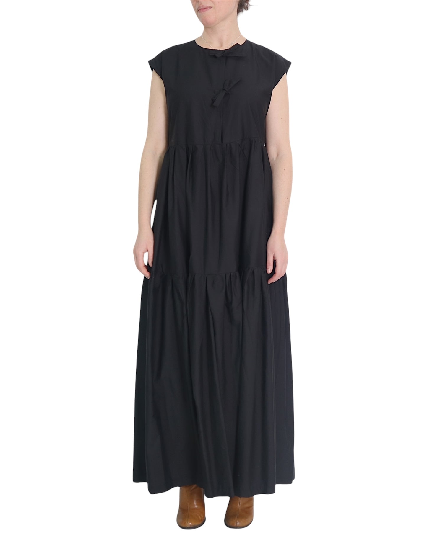 tia_maxi_dress #color_black